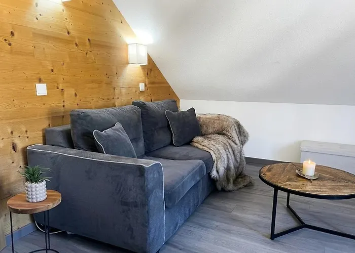 Apartment Cosy A 5 Min Centre 10 Min Lacs